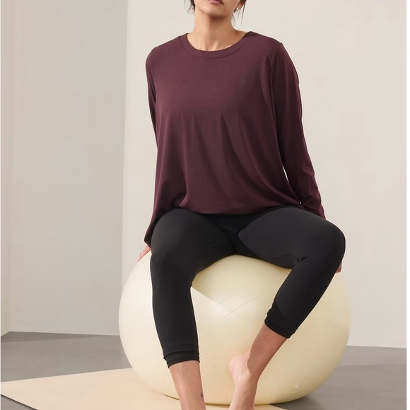 NWT Athleta With Ease Top-Size Medium - Picture 4 of 9